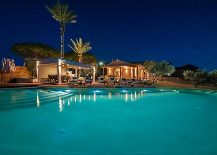 Carvella - A Sublimely Relaxing Escape! Villa