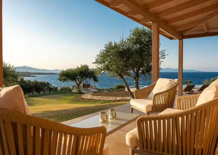 Carvella - A Sublimely Relaxing Escape! Villa *