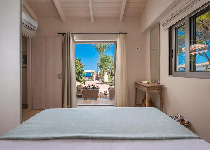 Carvella - A Sublimely Relaxing Escape! Villa *