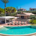 Carvella - A Sublimely Relaxing Escape! Villa *
