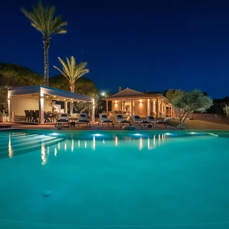 Carvella - A Sublimely Relaxing Escape! 别墅